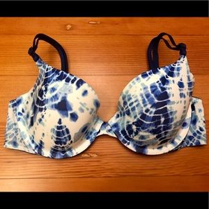 VICTORIA’S SECRET NWOT 34C Bra